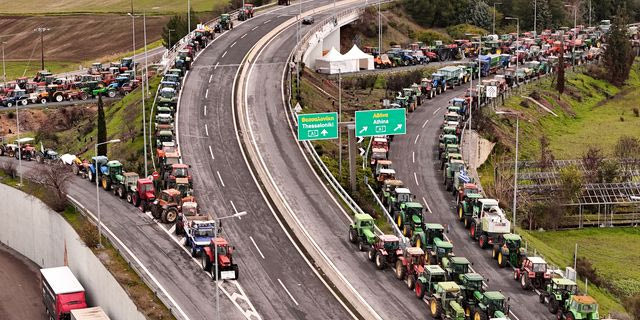 Αποφασίζουν αύριο οι αγρότες – Στο τραπέζι άνοιγμα διοδίων το Σαββατοκύριακο