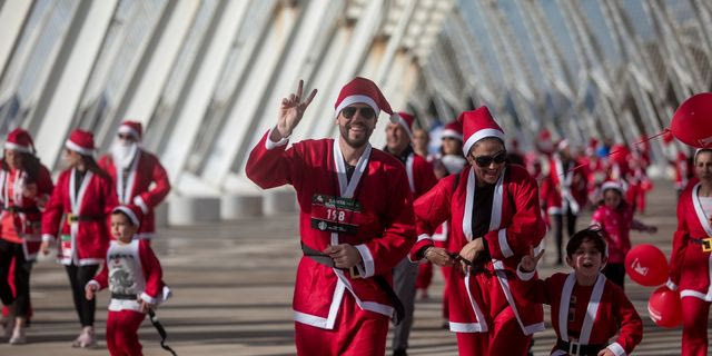 Αθήνα: Κυκλοφοριακές ρυθμίσεις την Κυριακή λόγω του “Athens Santa Run 2025”