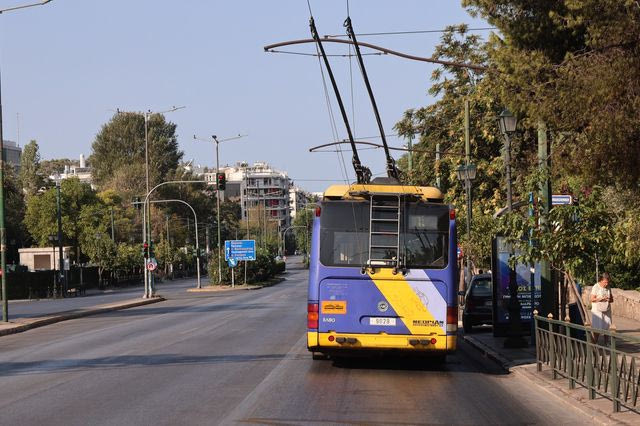 Τρόλεϊ: Ξεκινά σήμερα από τον Πειραιά το ξήλωμα του δικτύου