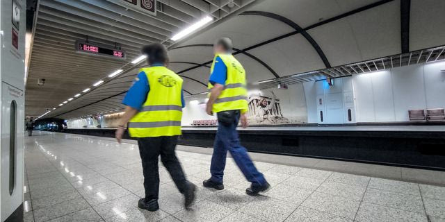 Σταθμός Μετρό - Φωτογραφία αρχείου