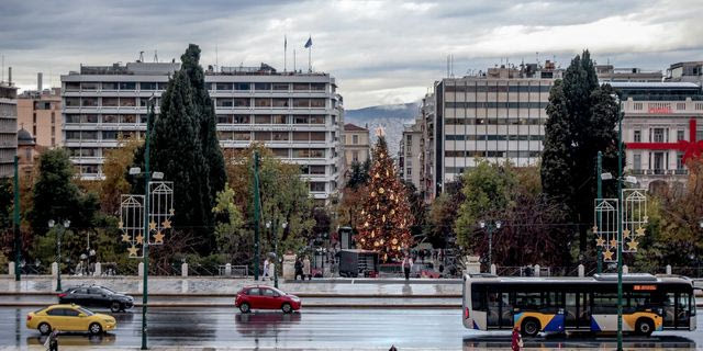 Χριστούγεννα με καταιγίδες και χιόνια – Τι καιρό θα κάνει την Παραμονή