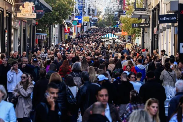 Ελεύθεροι επαγγελματίες: Τα “ρετιρέ” και τα “χαμηλά” πατώματα των τζίρων