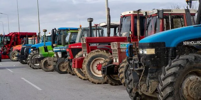 Αγρότες: Κλείνουν και τα δύο ρεύματα στα διόδια των Μαλγάρων μέχρι την Τρίτη