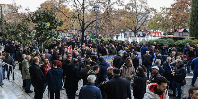 Λάρισα: Αναβλήθηκε για τις 15 Δεκεμβρίου η δίκη των αγροτών