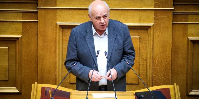 Ο Νίκος Καραθανασόπουλος