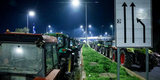 Μπλόκα: Ανοίγουν λωρίδες στις Εθνικές – Πώς διεξάγεται η κυκλοφορία