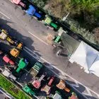 Χριστούγεννα στα μπλόκα κάνουν οι αγρότες – Ομαλά διεξάγεται η κυκλοφορία