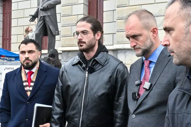 Αθωώθηκε ο Άρης Μουγκοπέτρος για το αδίκημα της ενδοοικογενειακής απειλής