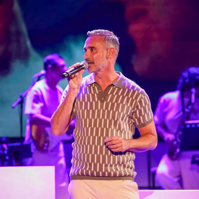 O Γιώργος Καπουτζίδης