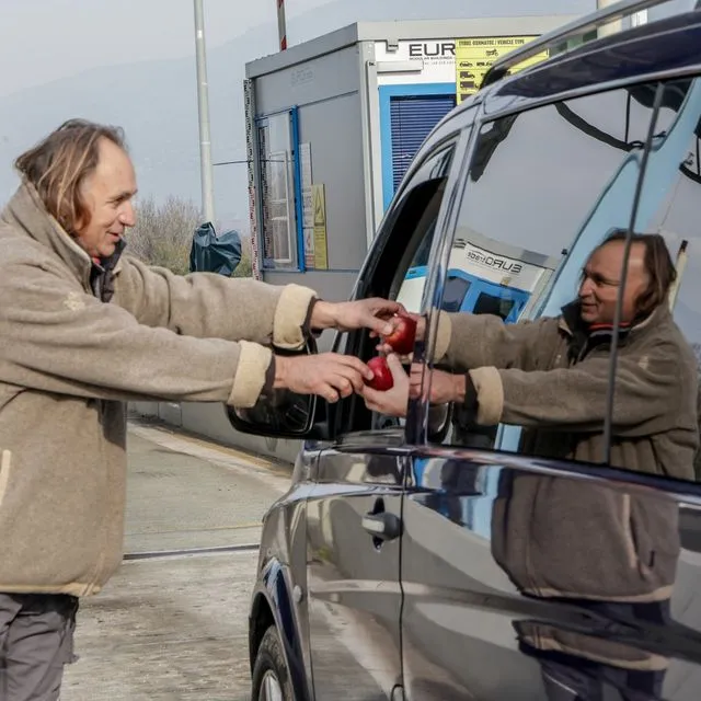 Μπλόκα: Οι αγρότες κλείνουν τη Δευτέρα τις σήραγγες των Τεμπών – Ανοίγουν την Τρίτη τους δρόμους για Ι.Χ