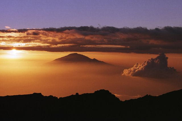 Τανζανία: Πέντε νεκροί από συντριβή ελικοπτέρου στο Κιλιμάντζαρο