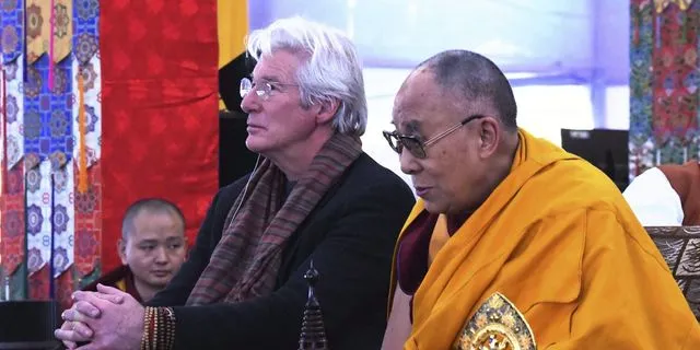 Ο Ρίτσαρντ Γκιρ ετοιμάζει ντοκιμαντέρ για τον Δαλάι Λάμα