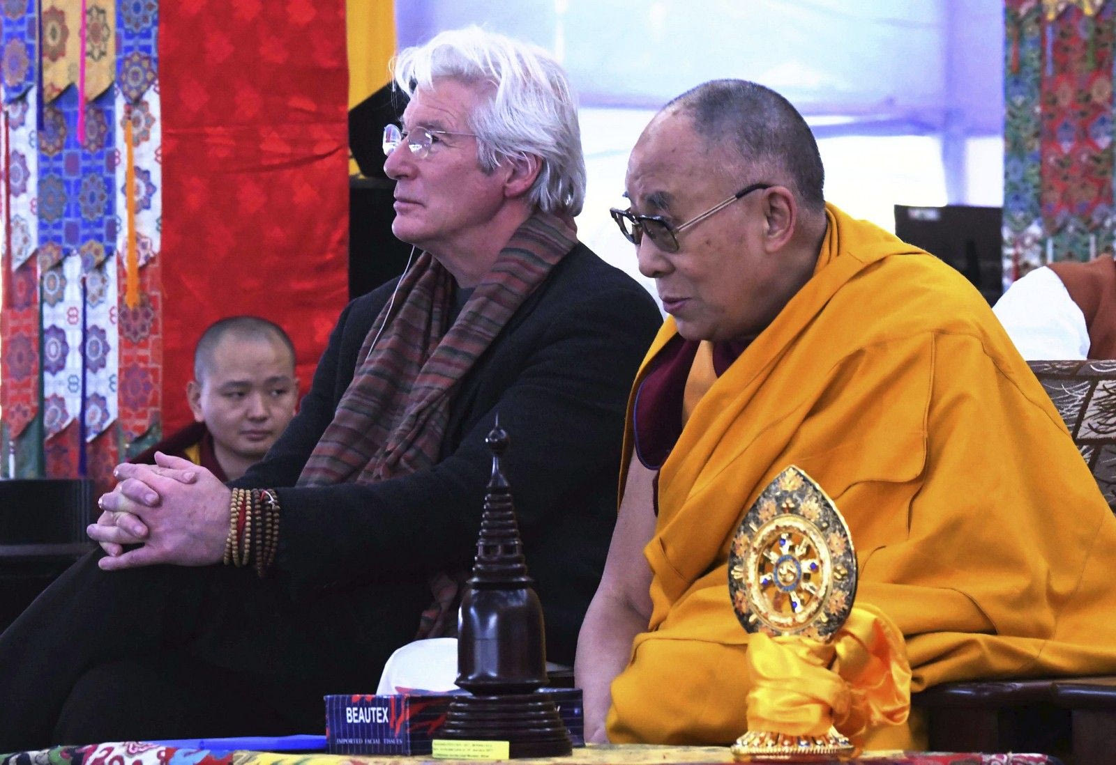 Ο Ρίτσαρντ Γκιρ ετοιμάζει ντοκιμαντέρ για τον Δαλάι Λάμα