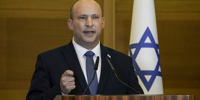 Ο πρώην πρωθυπουργός του Ισραήλ Ναφτάλι Μπένετ