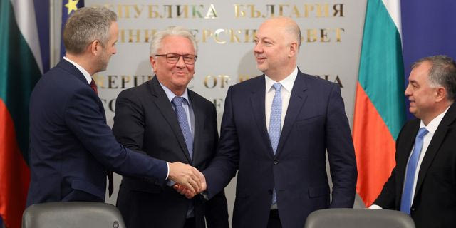 Βουλγαρία: Δεκτή η παραίτηση της κυβέρνησης Ζελιάσκοφ από το κοινοβούλιο