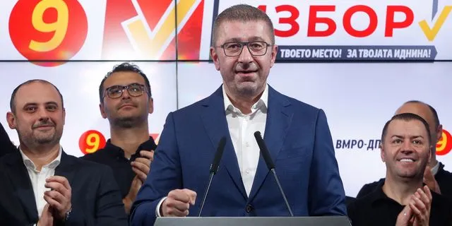 Πρόκληση Μίτσκοσκι: “Για μένα το όνομα ‘Μακεδονία’ είναι ιερό”