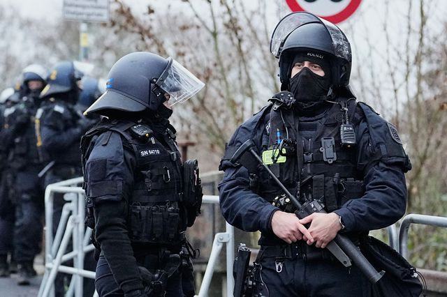 Η Γερμανία απέλασε τον πρώτο Σύρο μετά τον εμφύλιο πόλεμο