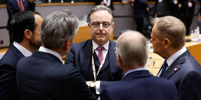 Σύνοδος Κορυφής: Η Ευρώπη δεν θέλει να βάλει το χέρι στην τσέπη για την Ουκρανία