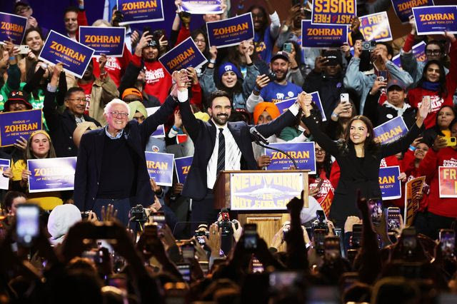 Μαμντάνι: Ορκίζεται δήμαρχος της Νέας Υόρκης – Οι δύο τελετές και ο συμβολισμός τους