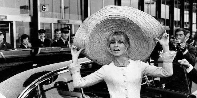 Μπριζίτ Μπαρντό: Οι 10 ταινίες που τη μετέτρεψαν σε θρύλο του γαλλικού κινηματογράφου