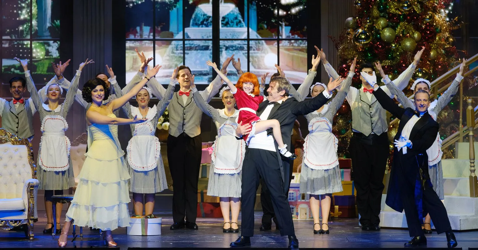 Η Annie στο Παλλάς: Το μιούζικαλ-σύμβολο που ξυπνά την πίστη μας στο αύριο