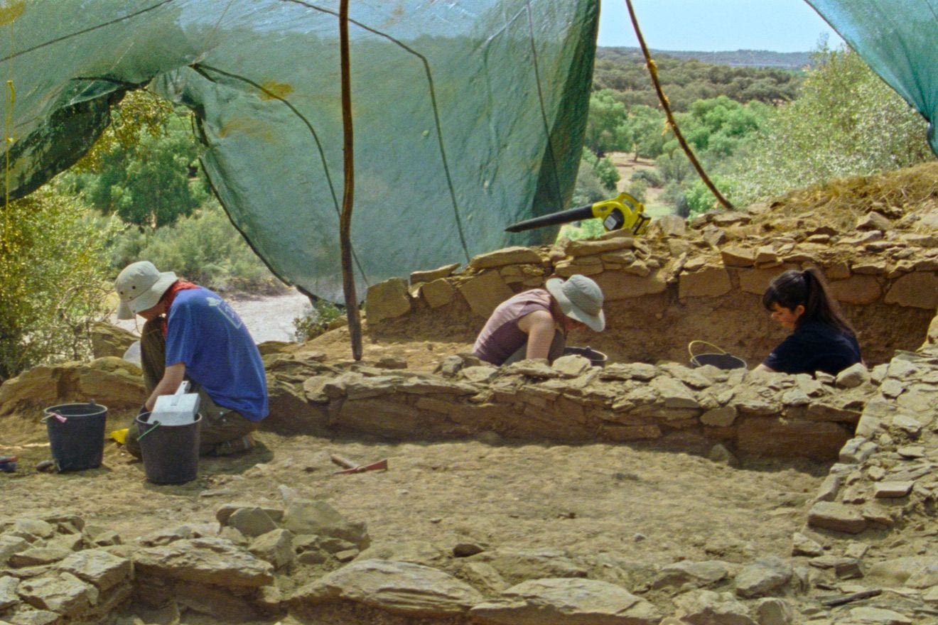 Μορίν Φαζεντέιρο: “Ο κινηματογράφος μπορεί να λειτουργήσει σαν αρχαιολογική ανασκαφή, να αποτυπώσει στρώματα χρόνου”