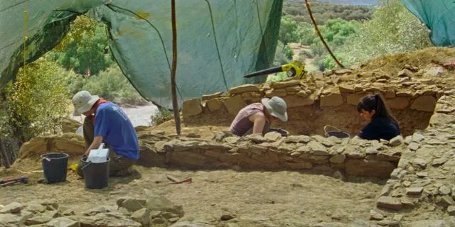 Μορίν Φαζεντέιρο: “Ο κινηματογράφος μπορεί να λειτουργήσει σαν αρχαιολογική ανασκαφή, να αποτυπώσει στρώματα χρόνου”