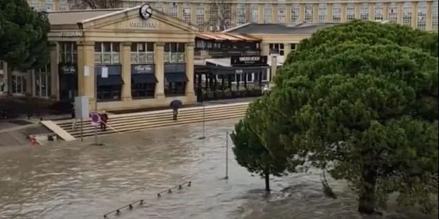 Γαλλία: Πρωτοφανείς βροχοπτώσεις – Σε συναγερμό υπερχείλισης ποταμών 5 νομοί