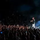 Γιάννης Πλούταρχος – «Δε Γίνεται»: Το νέο δυναμικό ζεϊμπέκικο του τραγουδιστή