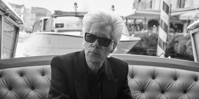 Τζιμ Τζάρμους στο NEWS24/7: “Η αντιδραστικότητά μου με οδήγησε στο στυλ μου”