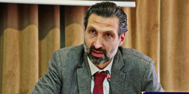 Θεόδωρος Καπράλος: Ο Αϊ-Βασίλης του Εμπορίου