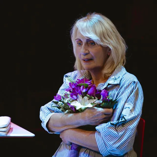 Η Μονίκ Δραπετεύει