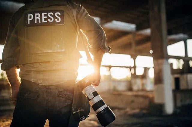 Two Greek photographs are among AP’s 100 best for 2025.