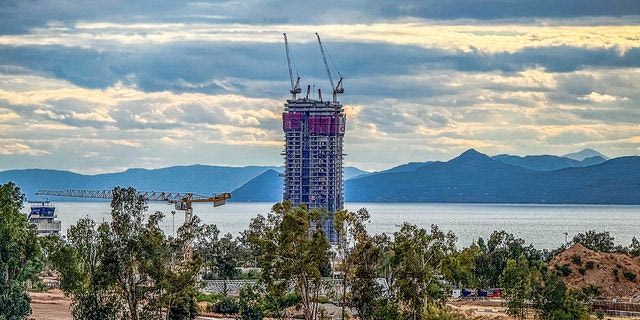 Στον 36ο όροφο έφτασε η κατασκευή του Riviera Tower στο Ελληνικό