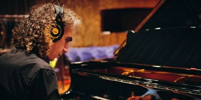 Σταύρος Λάντσιας: Η ζωντανή μουσική είναι το τελευταίο μας καταφύγιο