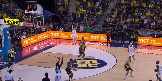 Τρελό buzzer beater του Ναν στην Τουρκία με τρίποντο από το logo – Βίντεο