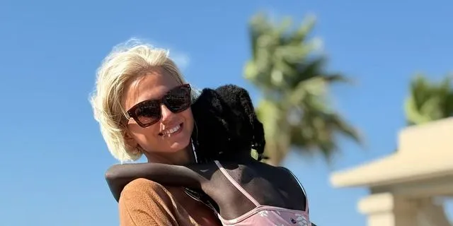 Η σχεδιάστρια μόδας Χριστίνα Κοντοβά