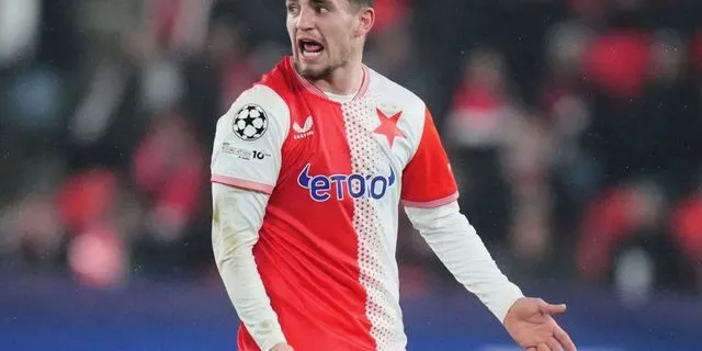 Ο Χρήστος Ζαφείρης με τη φανέλα της Σλάβια