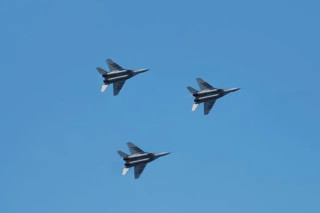 Ρωσία: Νεκροί όλοι οι επιβάτες του αεροσκάφους που συνετρίβη στη Μόσχα