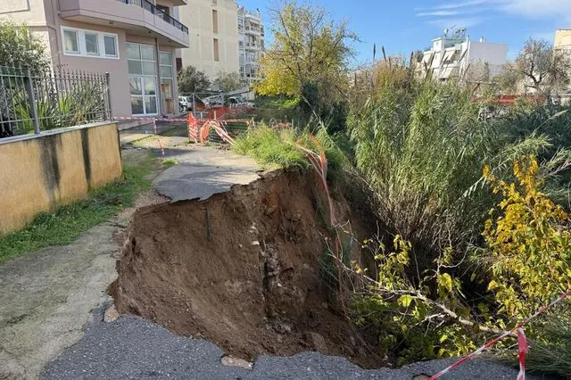 Κακοκαιρία στην Αττική: Αίτημα από τον Δήμο Αγίου Δημητρίου να κηρυχθεί σε κατάσταση έκτακτης ανάγκης