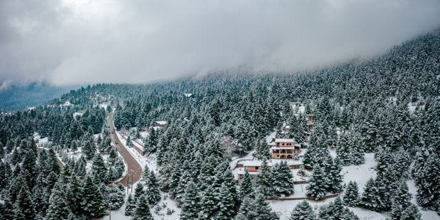 Αγόριανη, το όμορφο χωριό χτισμένο στις ανατολικές πλαγιές του Παρνασσού