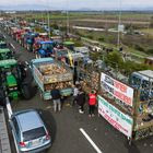 Tο μπλόκο των αγροτών στον κόμβο του Αυτοκινητοδρόμου Κεντρικής Ελλάδας