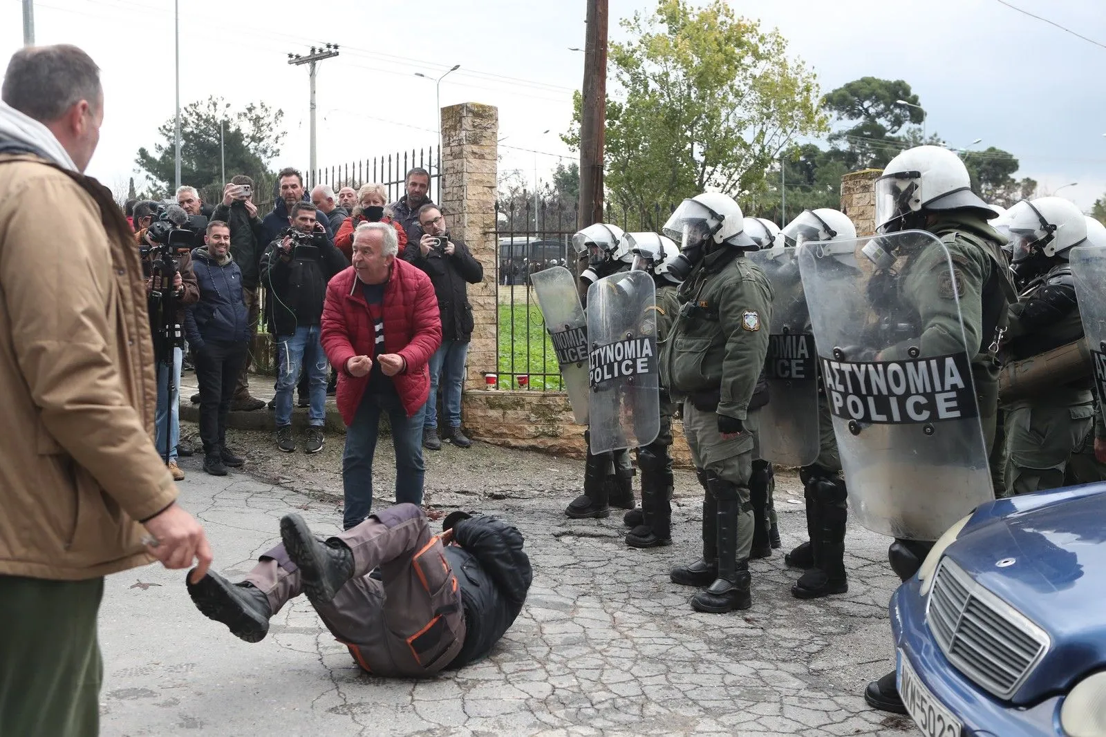 Θεσσαλονίκη: Ψέκασαν με χημικά τους αγρότες στα Πράσινα Φανάρια