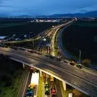 Αποκλεισμός του αυτοκινητόδρομου Θεσσαλονίκης - Αθήνας στη Νίκαια της Λάρισας από διαμαρτυρόμενους αγρότες