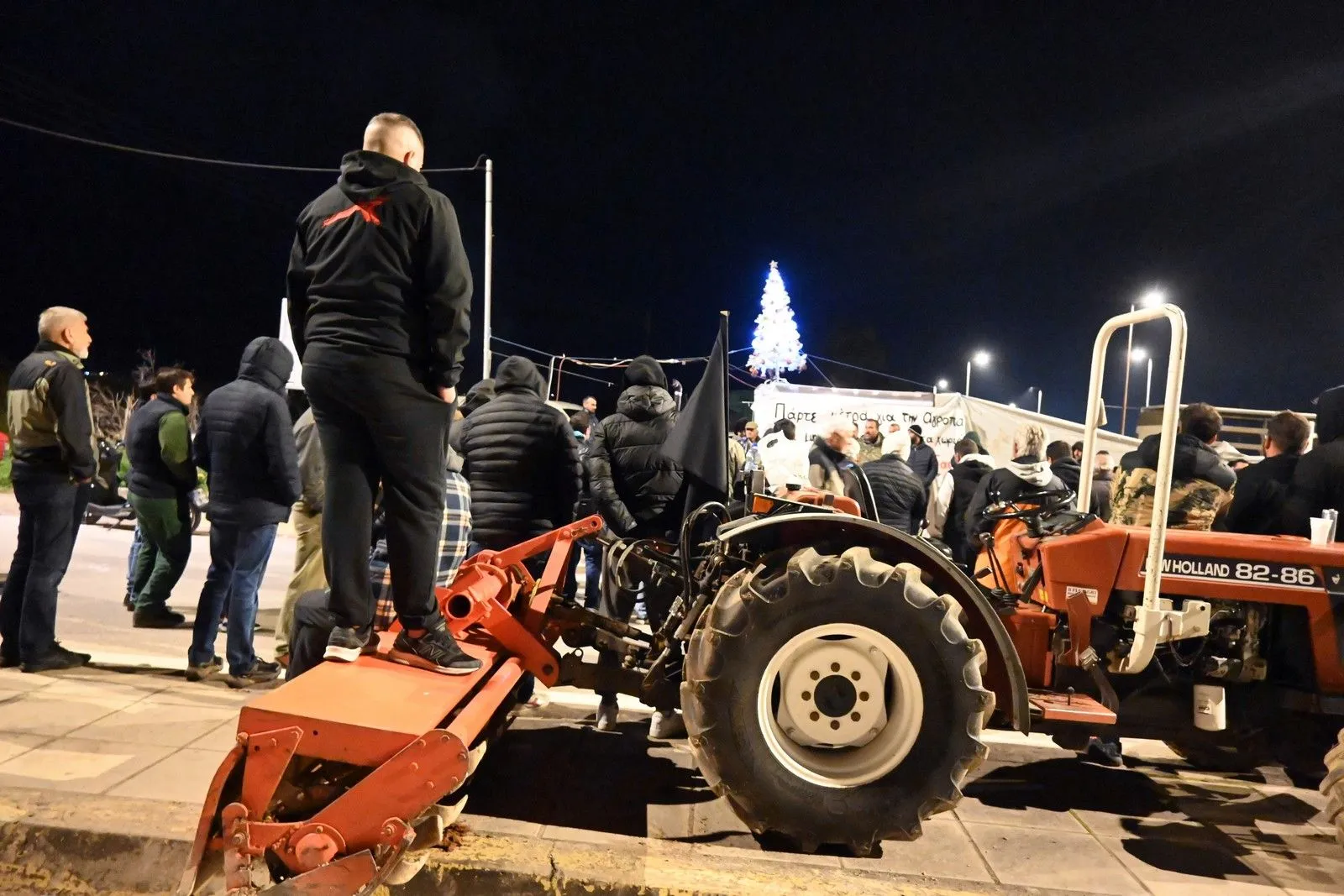 Αγρότες: Ολοκληρώθηκε η σύσκεψη στη Νίκαια - Την Τρίτη η απάντηση στον Τσιάρα