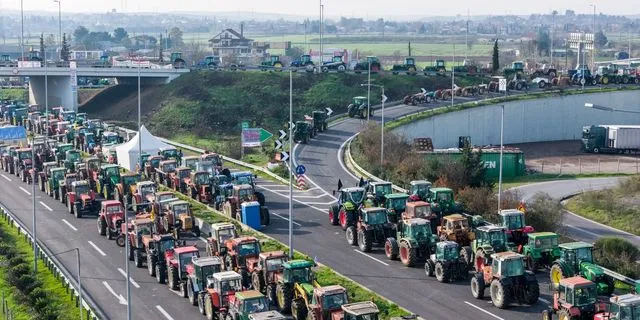 Η κυβέρνηση “τραμπουκίζει” ξανά τους αγρότες