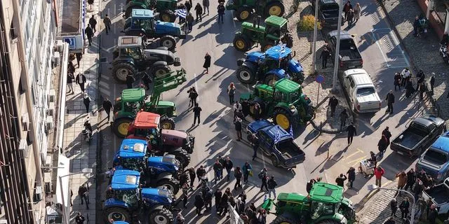 Συλλαλητήριο αγροτών και κτηνοτρόφων στο λιμάνι της Θεσσαλονίκης