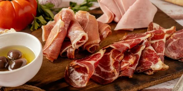 Τι φέρνει η επόμενη μέρα μετά την εξαγορά της Π.Γ. Νίκας από τον Όμιλο Υφαντής