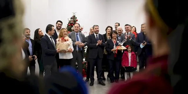 Χριστουγεννιάτικα Κάλαντα στον Νίκο Ανδρουλάκη: Το μήνυμα του προέδρου του ΠΑΣΟΚ