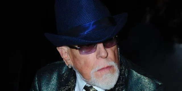 Πέθανε o Άντονι Πράις – Ο σχεδιαστής που έντυσε τους Μπάουι, Τζάγκερ και Duran Duran